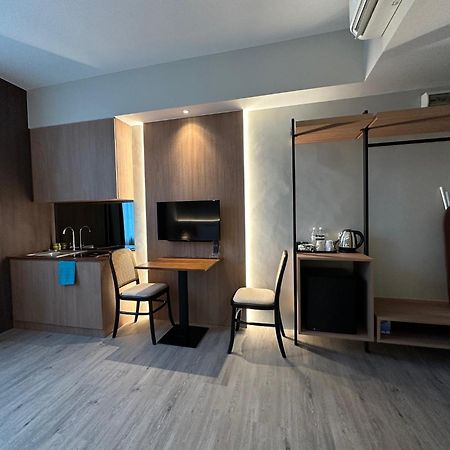 Roxy Hotel Aiman Kuching Buitenkant foto