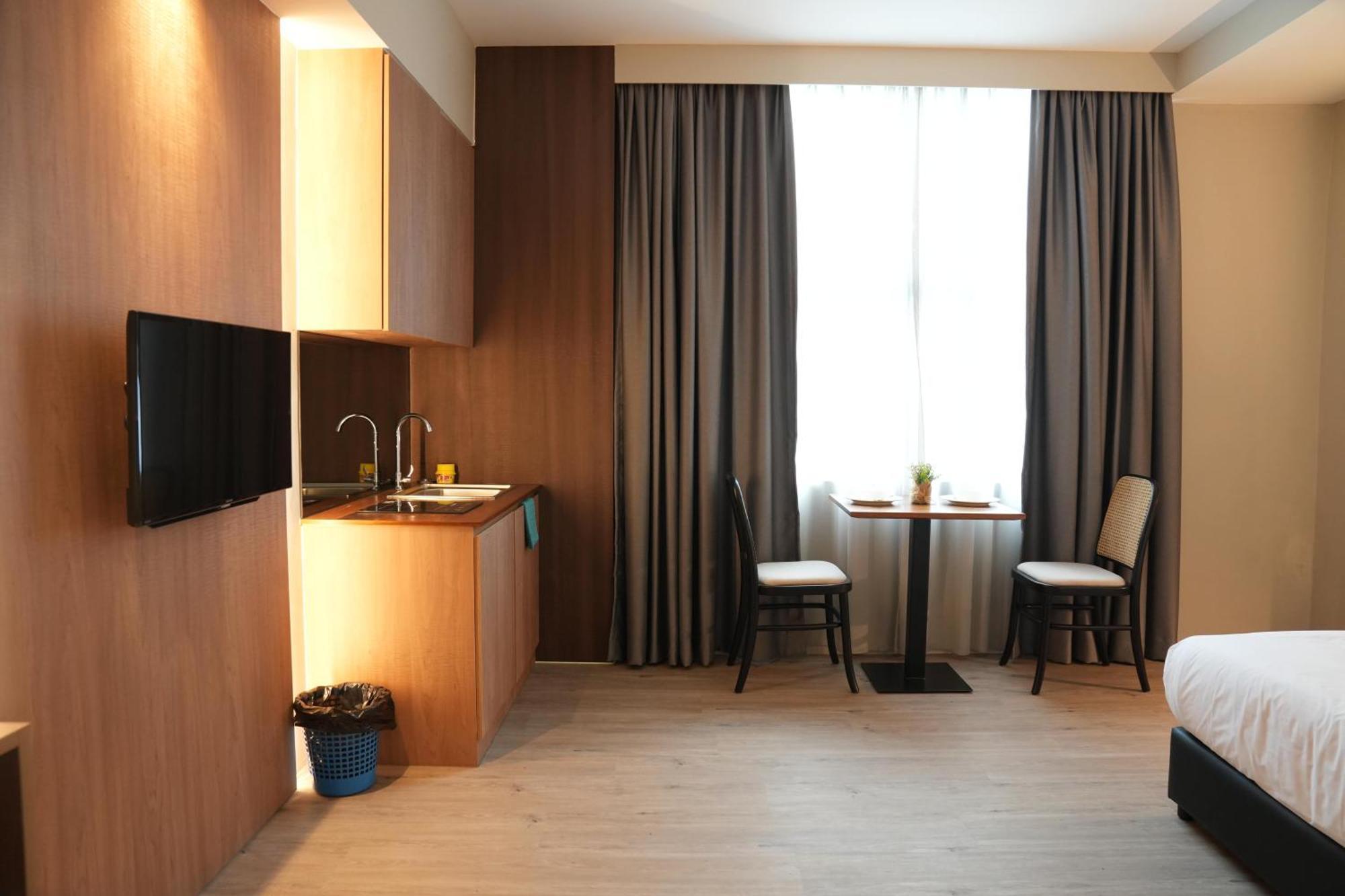 Roxy Hotel Aiman Kuching Buitenkant foto