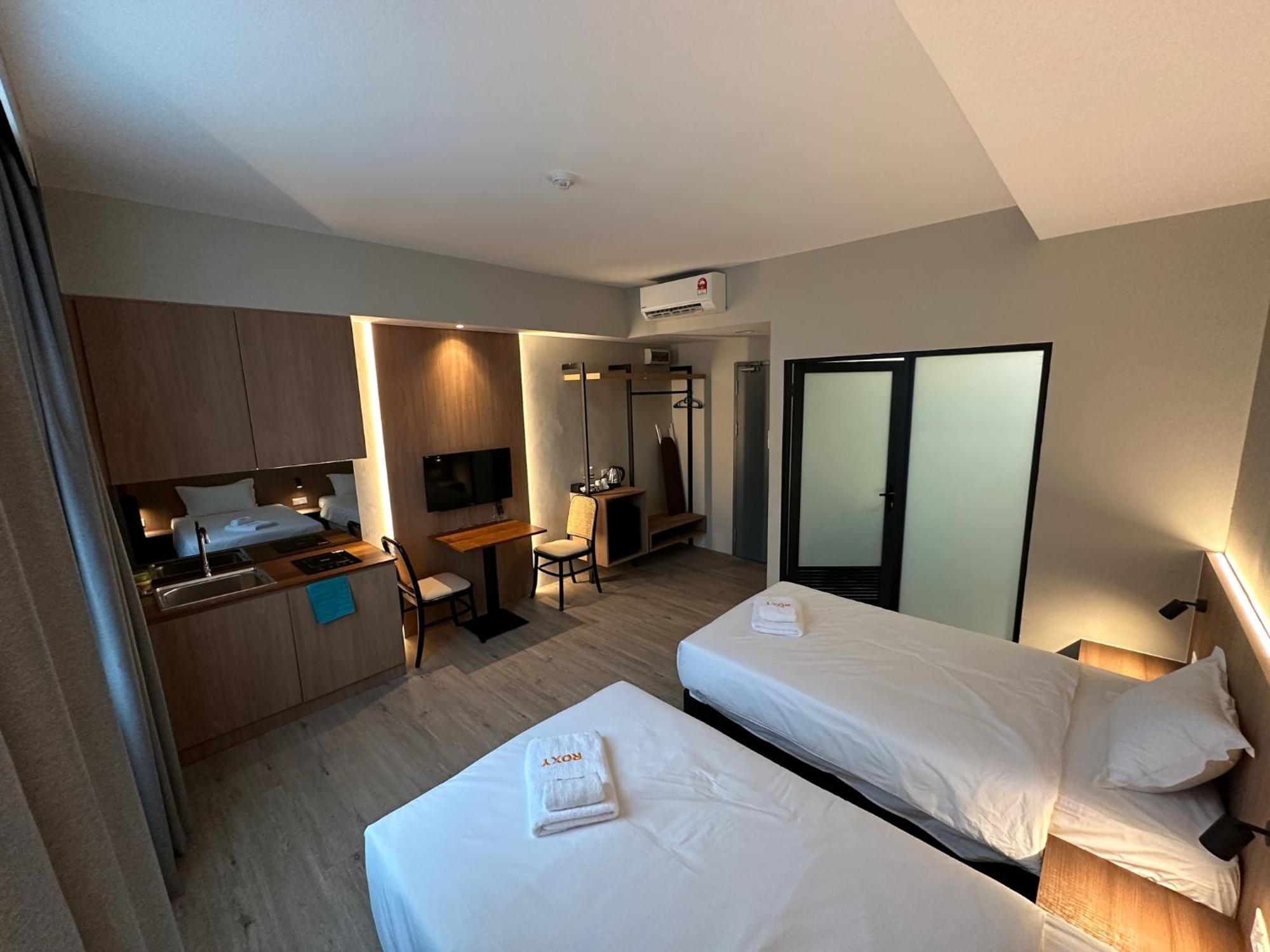 Roxy Hotel Aiman Kuching Buitenkant foto