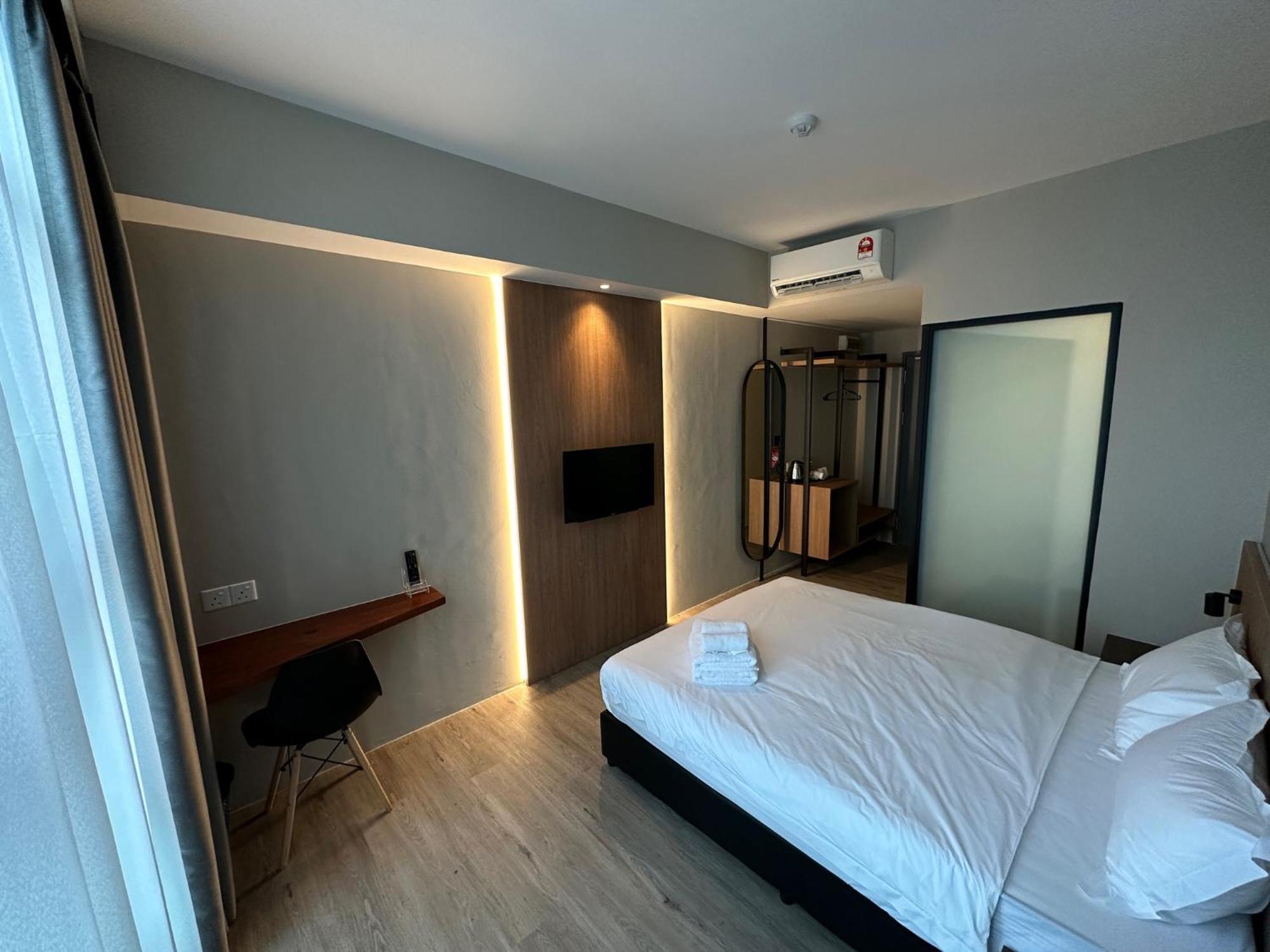 Roxy Hotel Aiman Kuching Buitenkant foto