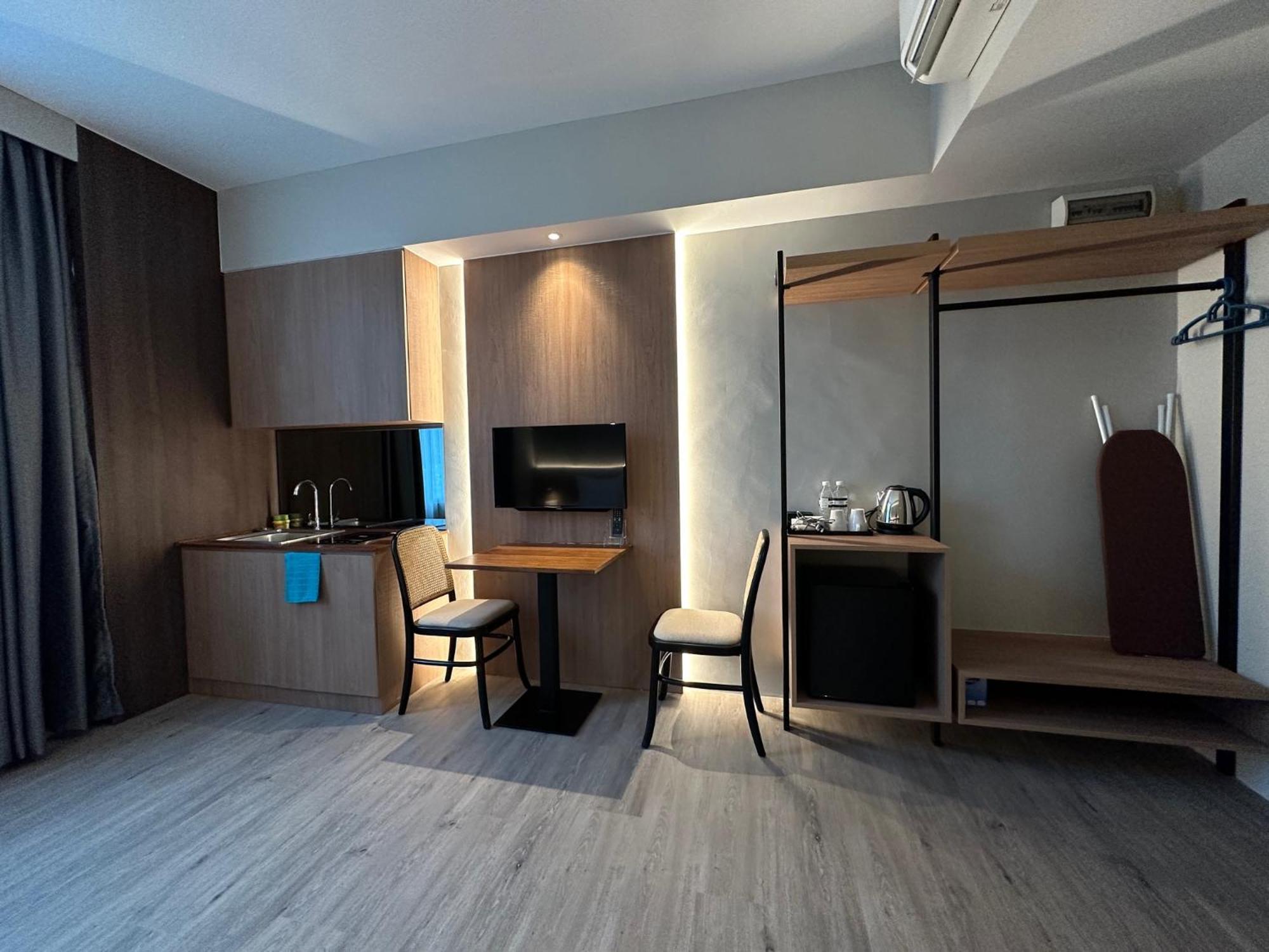 Roxy Hotel Aiman Kuching Buitenkant foto